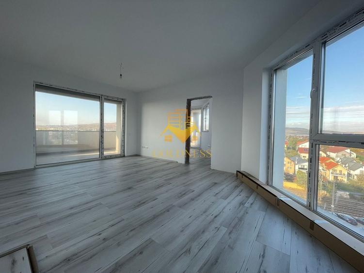 Apartament cu 3 camere decomandat în Între Lacuri