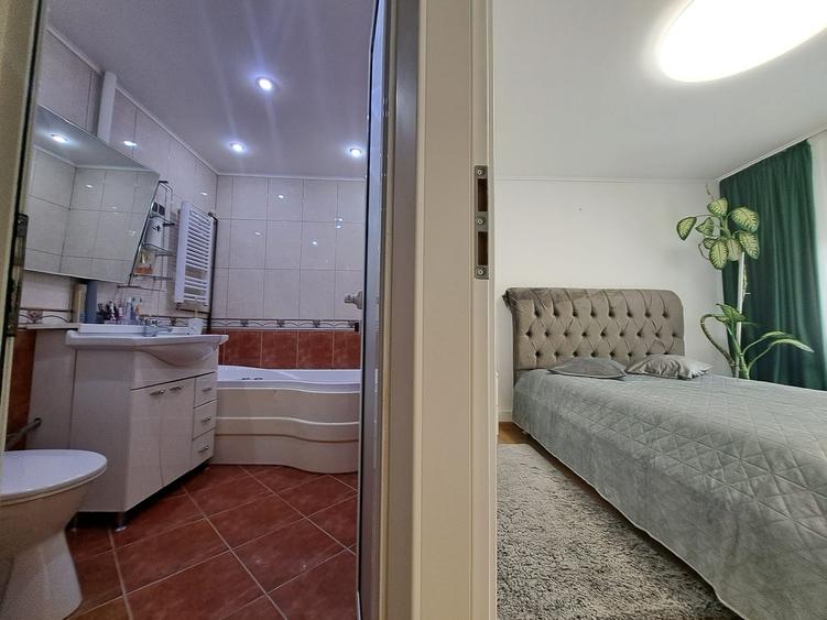 Apartament cu 3 camere decomandat în Central