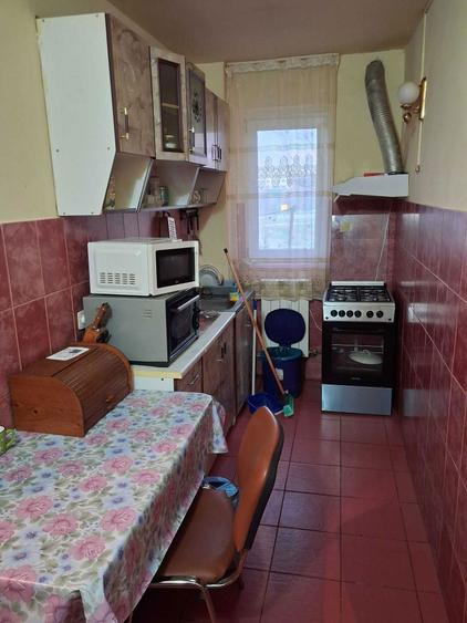 Apartament cu 2 camere decomandat în Aluniș