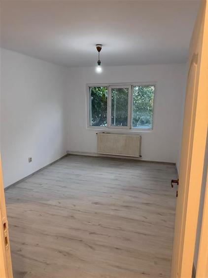 Apartament cu 2 camere semidecomandat în Șagului