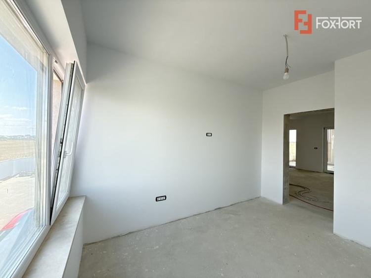 COMISION 0% Apartament cu 3 camere si terasa de 25 mp, etaj 1 - Torontalului - 14