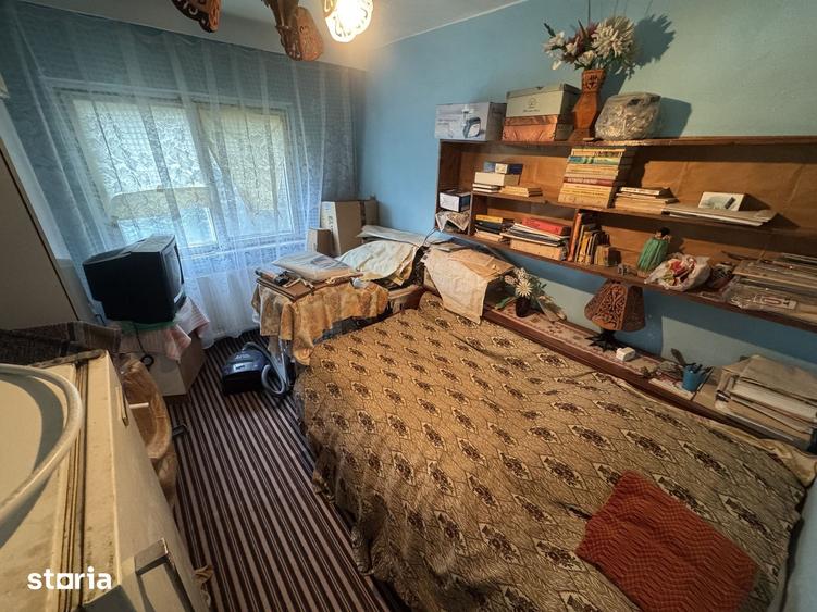 Apartament cu 3 camere decomandat în Coiciu
