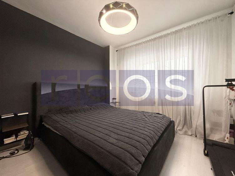 Apartament cu 3 camere semidecomandat, mobilat în Titan