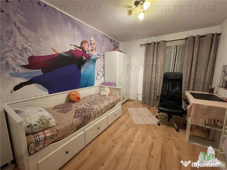 Casă cu 5 camere cu Teren 226 Mp în Colentina