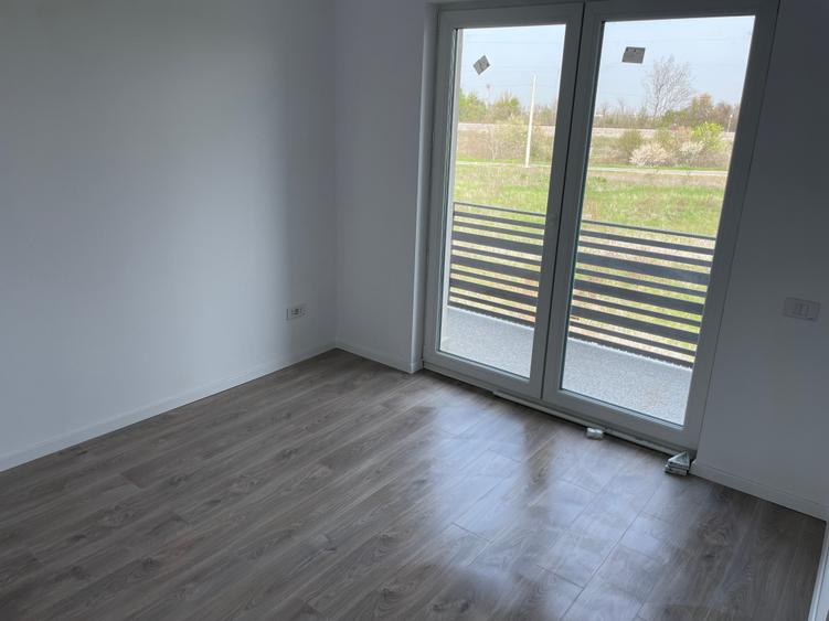 Casă cu 3 camere cu Teren 132 Mp în Nord