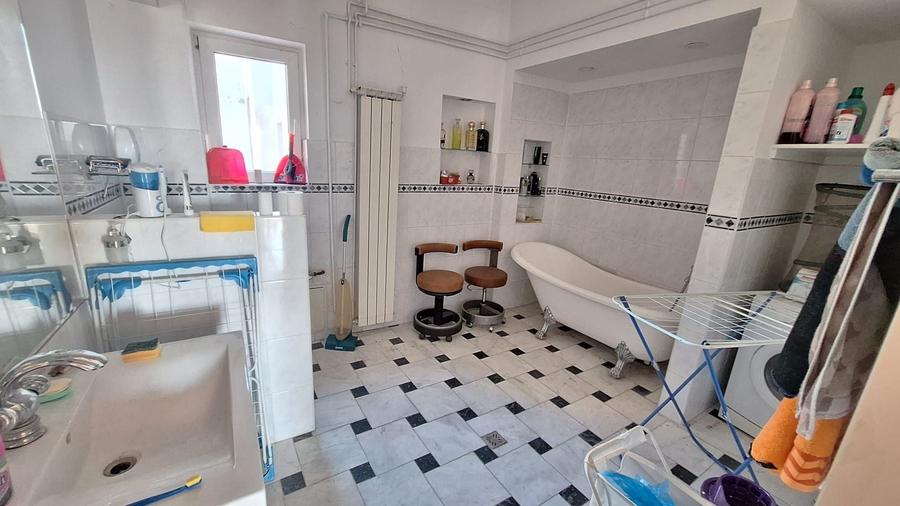 Apartament tip penthouse 40mp terasa 5 camere 200mp utili - 7