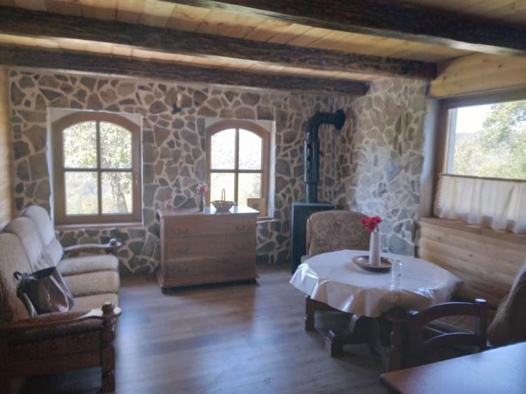 Casă cu 2 camere în Dulcele