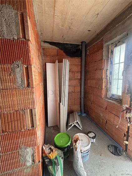 DUPLEX PREMIUM DESPARTIT PRIN GARAJ. MOSNITA NOUA. 4 CAMERE - 9