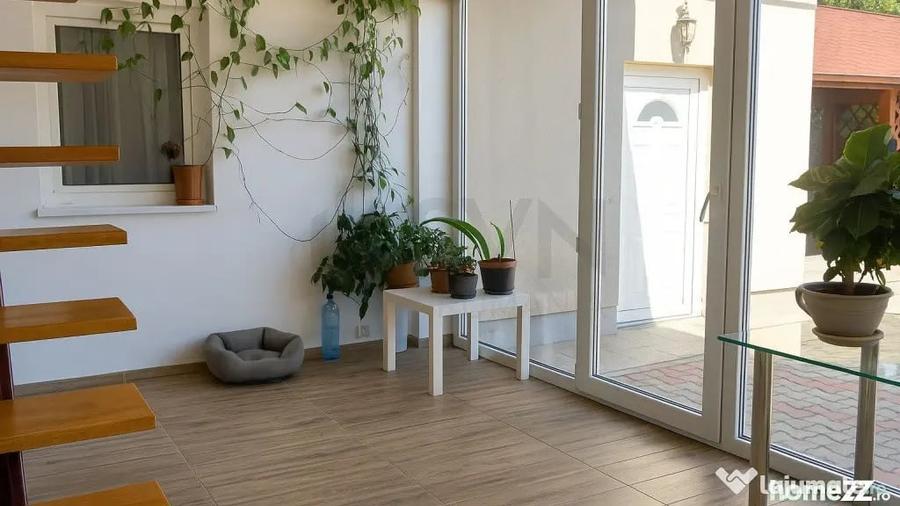 Casă cu 9 camere cu Teren 500 Mp în Băneasa