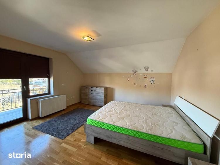 Casă cu 5 camere cu Teren 427 Mp în Cetate