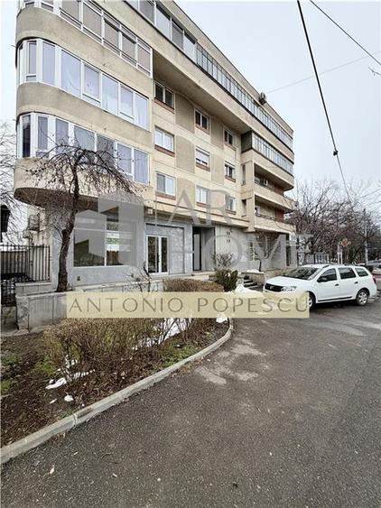 Spatiu comercial, parter de bloc, stradal, Ploiesti, Democratiei - 15