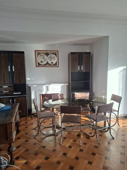 Apartament cu 2 camere semidecomandat în Cișmigiu