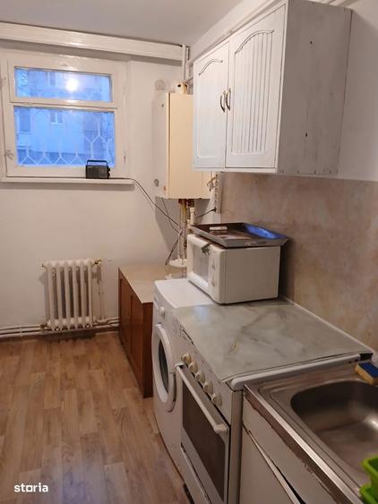 Apartament 2 camere proaspat zugravit, Piatra Neamt, Maratei - 1