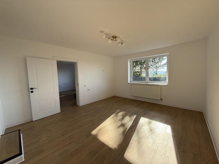 Apartament cu 2 camere semidecomandat în Brașovul Vechi