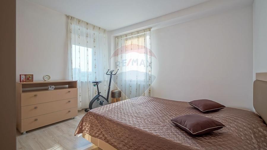 Apartament cu 3 camere decomandat, mobilat în Griviței