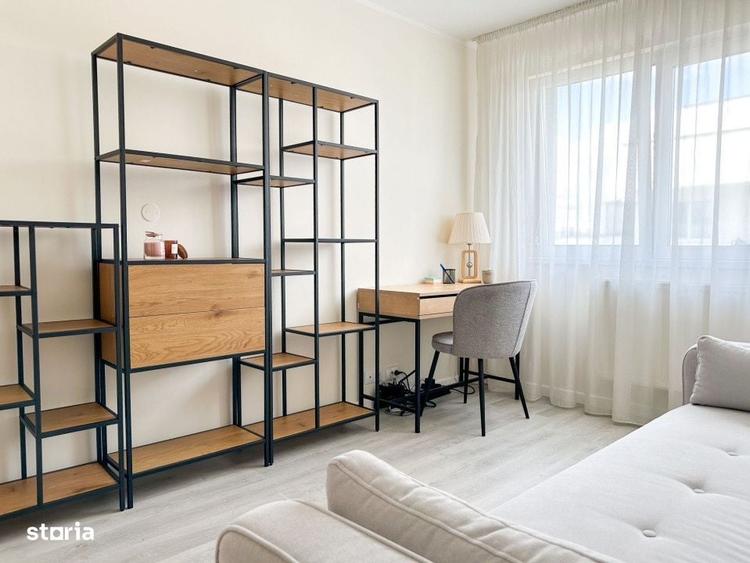Apartament cu 3 camere decomandat în Între Lacuri
