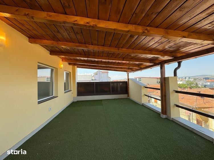 Casă cu 4 camere în Gheorgheni