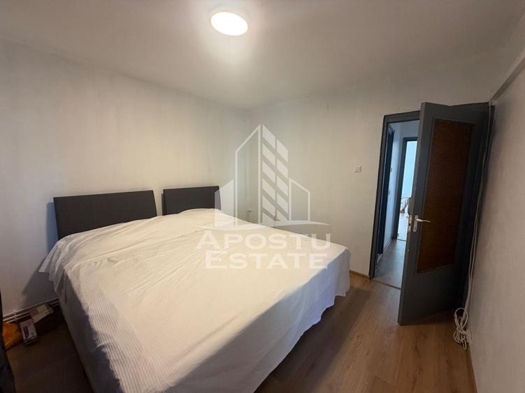 Apartament cu 2 camere semidecomandat, mobilat în Lipovei