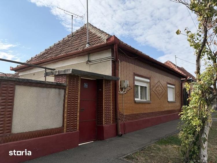 Casă cu 4 camere cu Teren 440 Mp în Calea Aradului