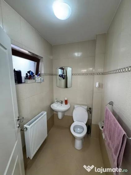 Casă cu 4 camere cu Teren 276 Mp în Central
