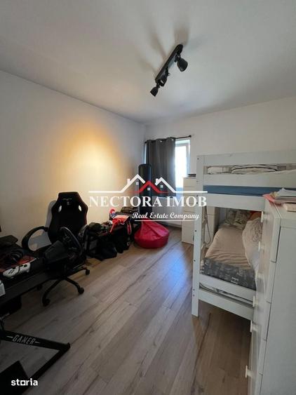 Apartament cu 3 camere în Sântandrei