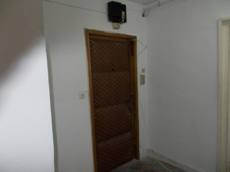 Apartament cu 2 camere decomandat în Șagului