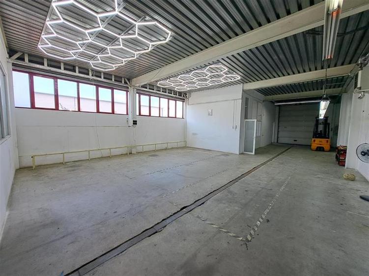Spațiu comercial, de 270 mp, în Mărăști