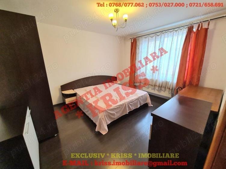 Apartament cu 3 camere decomandat în Craiovei