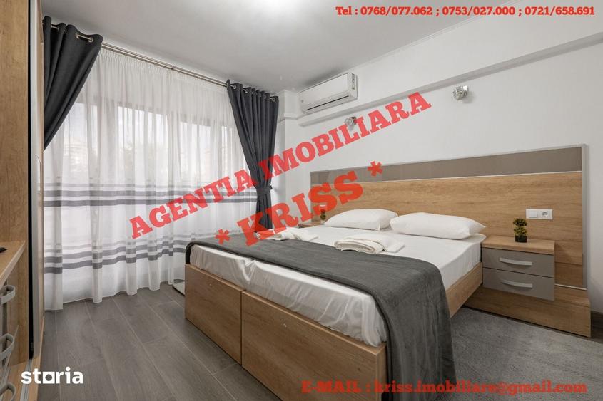 Apartament cu 4 camere decomandat în Central