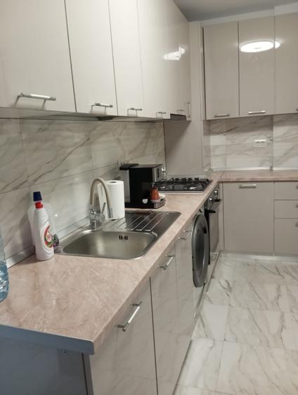 Apartament cu 2 camere decomandat în Exterior Vest