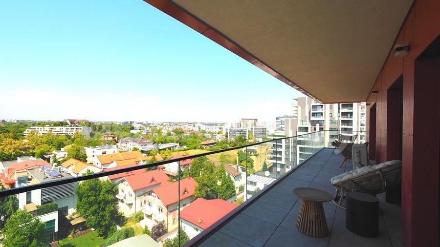 Apartament cu 4 camere decomandat, mobilat în Herăstrău
