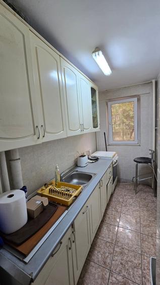 Apartament cu 2 camere decomandat în Drumul Taberei