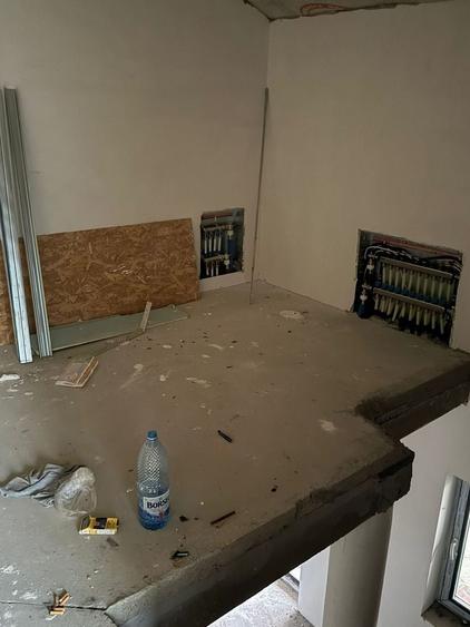 Casă cu 4 camere în Costi