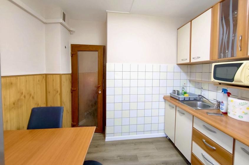 Apartament cu 2 camere decomandat, mobilat în Podgoria