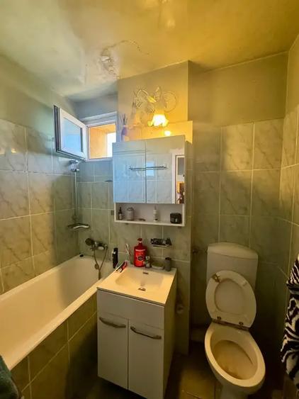 Apartament cu 3 camere semidecomandat, mobilat în Obor