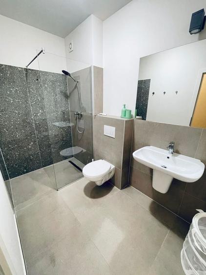 Apartament cu 2 camere semidecomandat în Giroc