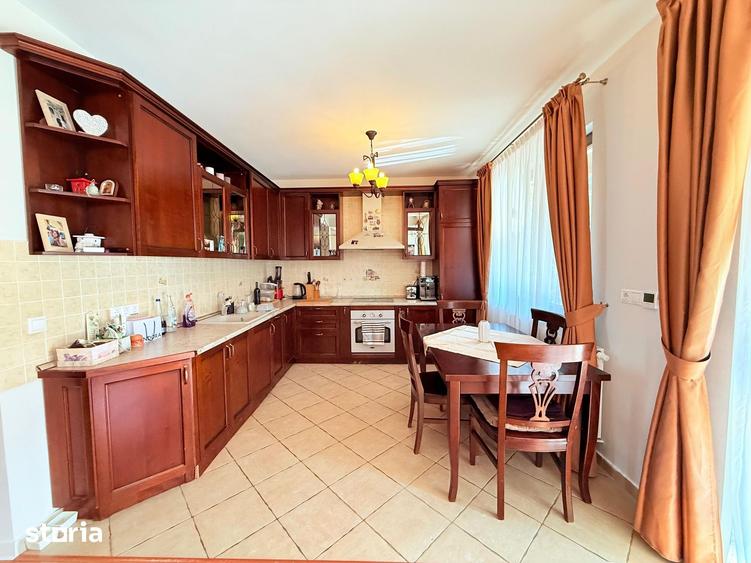Casă cu 4 camere cu Teren 480 Mp în Belvedere