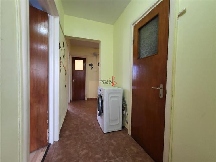 PRET CORECT / 3 CAMERE DECOMANDAT / 65,6 MP - 11