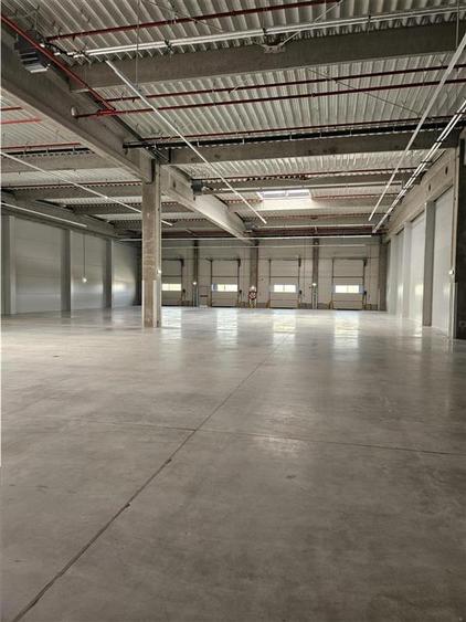 Spațiu industrial, de 1,700 mp, în Aeroport