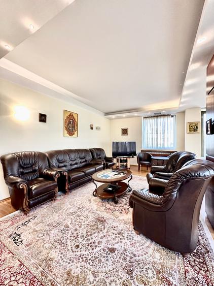 Apartament cu 3 camere decomandat, mobilat în Primăverii