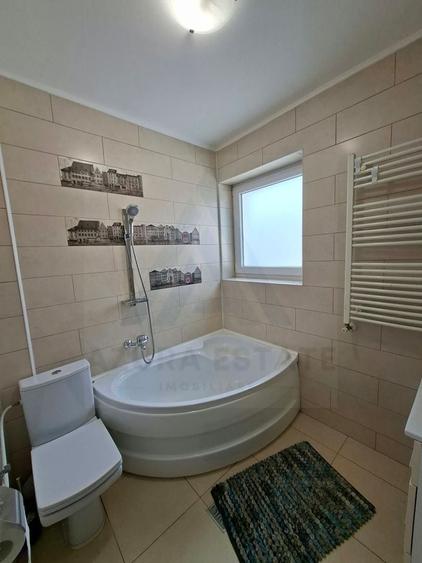 Apartament cu 3 camere decomandat, mobilat în Exterior Sud