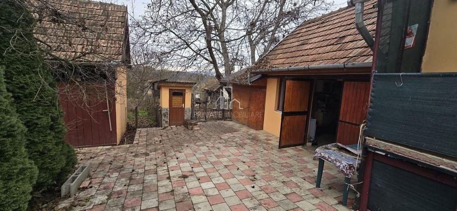 Casă individuală cu 4 camere cu Canalizare în Gănești
