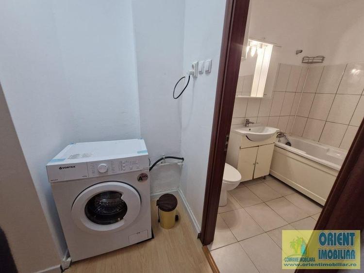 Apartament cu 2 camere semidecomandat în Tomis II