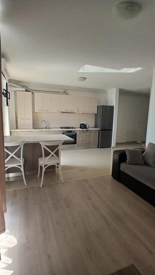 Apartament cu 2 camere decomandat în Girocului