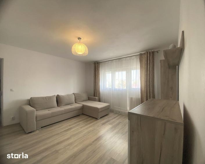 Apartament cu 2 camere semidecomandat în Micro 11