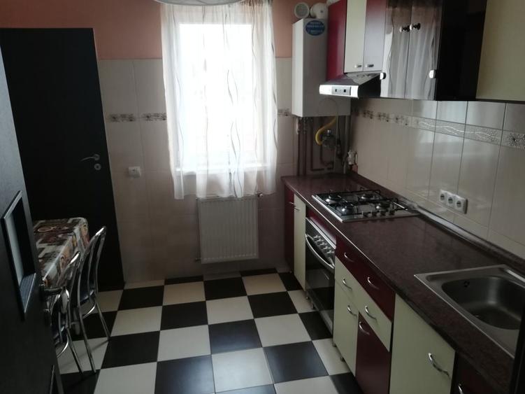 Apartament cu 2 camere decomandat în Turnișor