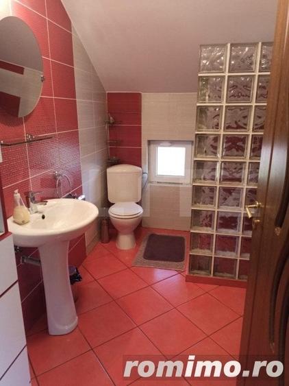 Casă cu 8 camere cu Teren 2800 Mp în Corunca