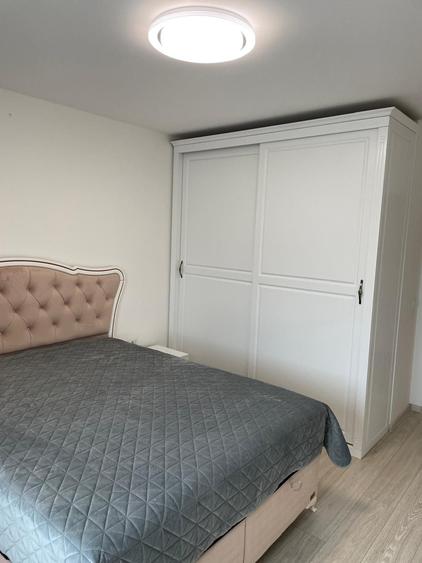 Apartament cu 2 camere decomandat în Periferie