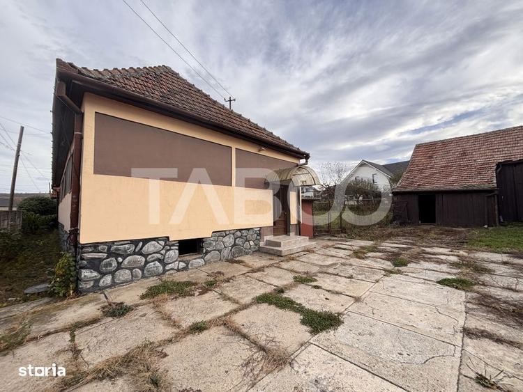 Casă cu 3 camere cu Teren 100 Mp în Șura Mare