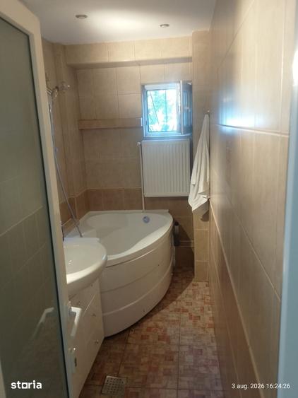 Apartament cu 3 camere în Crângași